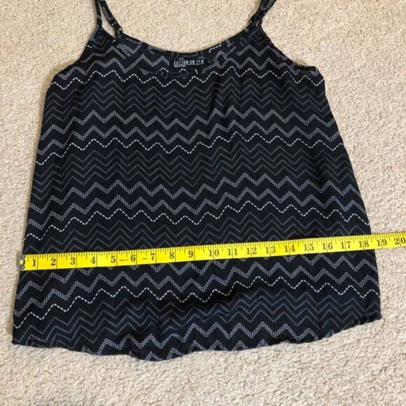 Cotton On Zig Zag Patterned Tank Top - Picture 5 of 5